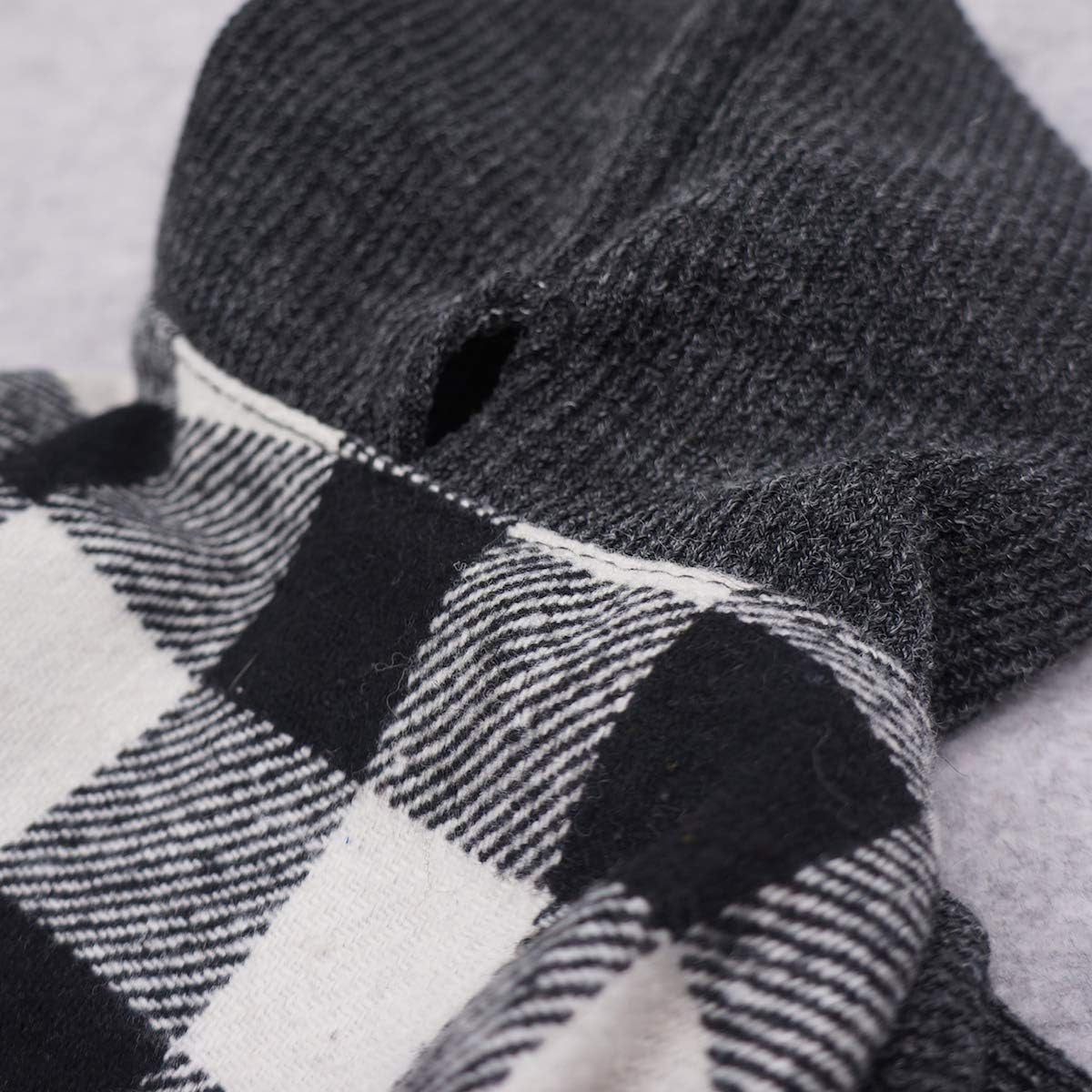 Chic Fitwarm Knitted Plaid Dog Hoodie - Cozy Sweatshirt for Small Pets